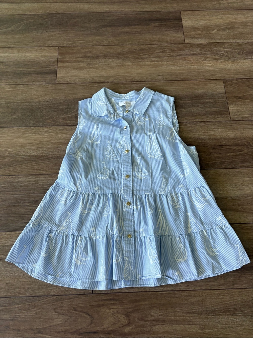 Lilly Pulitzer Light Blue & White Sleeveless Sailboat Tiered Button Front Top